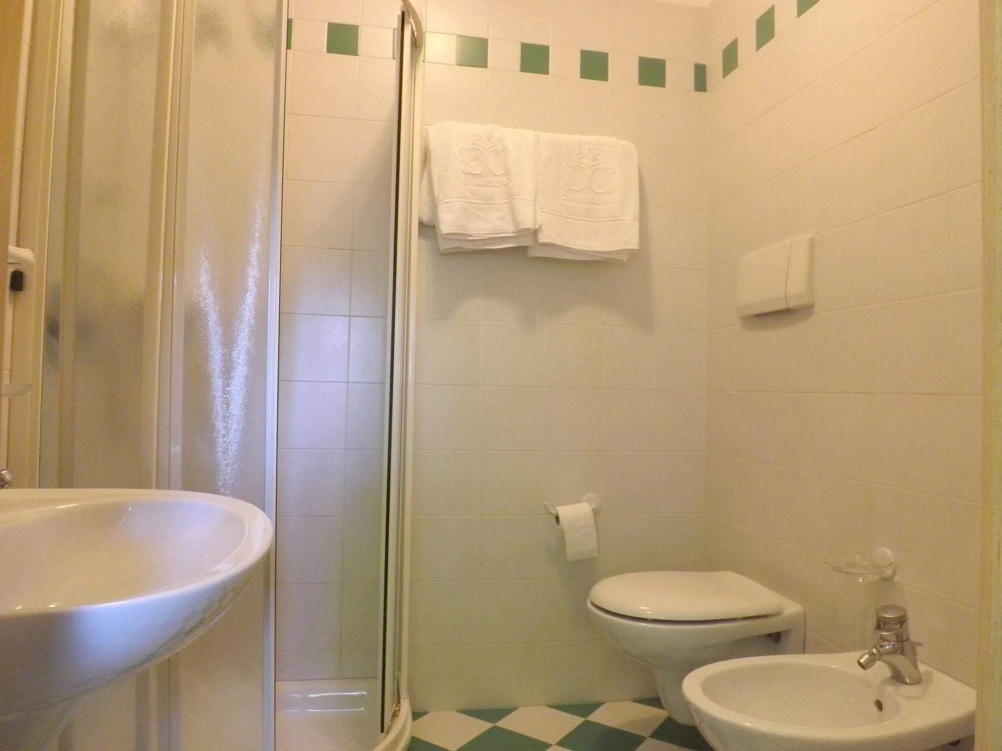 Hotel Damodoro Порденоне Экстерьер фото